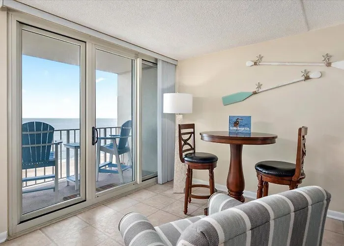 Beautiful Ocean Front Quay Unit With Indoor Pool! Ferienhaus