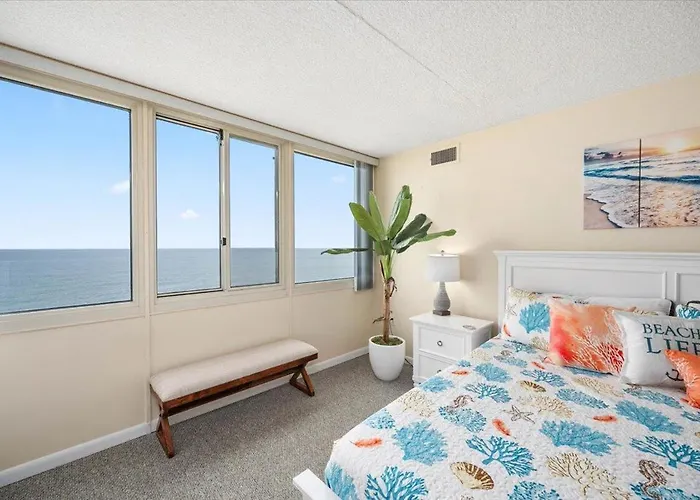 Beautiful Ocean Front Quay Unit With Indoor Pool! Ocean Stadt