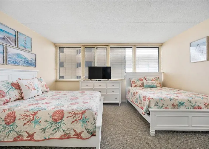 Ferienhaus Beautiful Ocean Front Quay Unit With Indoor Pool! Ocean Stadt