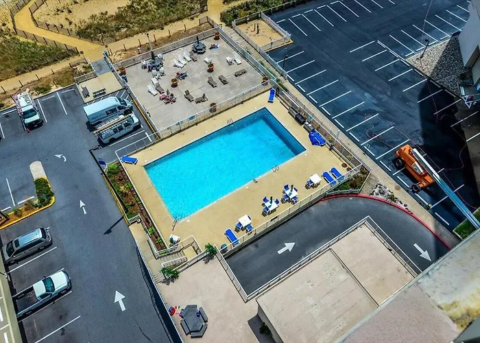 Beautiful Ocean Front Quay Unit With Indoor Pool! Ferienhaus