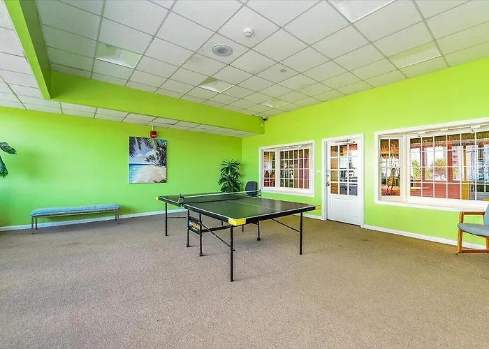 Beautiful Ocean Front Quay Unit With Indoor Pool! Ocean Stadt
