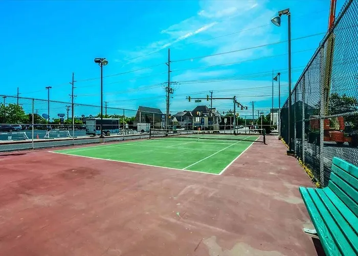 Beautiful Ocean Front Quay Unit With Indoor Pool! *